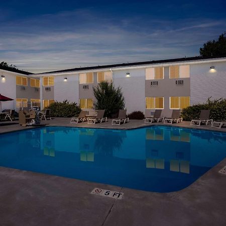 Econo Lodge Idaho Falls Exterior photo